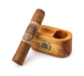 Charuto Grand Amazonia Ubá Blend AMFC Robusto com Cinzeiro