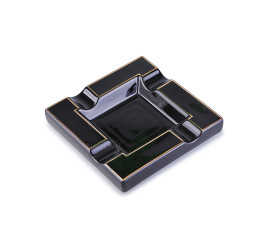 Cinzeiro de Ceramica Quadrado para 4 Charutos - Preto
