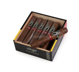 Charuto Davidoff Yamasa Robusto - Caixa com 12