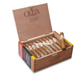 Charuto Oliva Connecticut Reserve Petit Corona - Caixa com 30