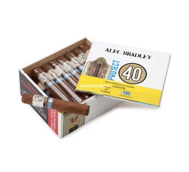 Charuto Alec Bradley Project 40 Robusto - Caixa com 24