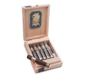 Charuto Drew Estate Undercrown Robusto Maduro - Caixa com 12