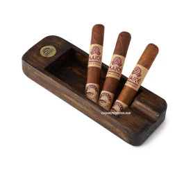 Charuto Grand Amazonia Maicé Dona Charuteira Ashtray Box com 3