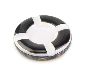 Cinzeiro para 4 Charutos - Redondo Branco e Preto