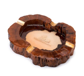 Cinzeiro de Madeira Resinado para 4 Charutos - Perceverancia 01