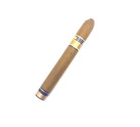 Charuto com Defeito - Partagas Rito Linea Maestra
