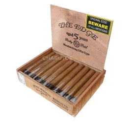 Charuto Rocky Patel The Edge Robusto Connecticut - Caixa com 20