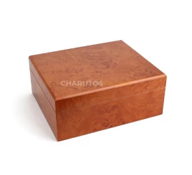 Umidor para 55 Charutos (Kit com Cortador, Cinzeiro e Porta-charuto) - Rádica Clara